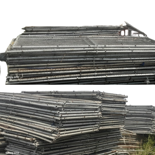 Khung lưới bao che nghiêng